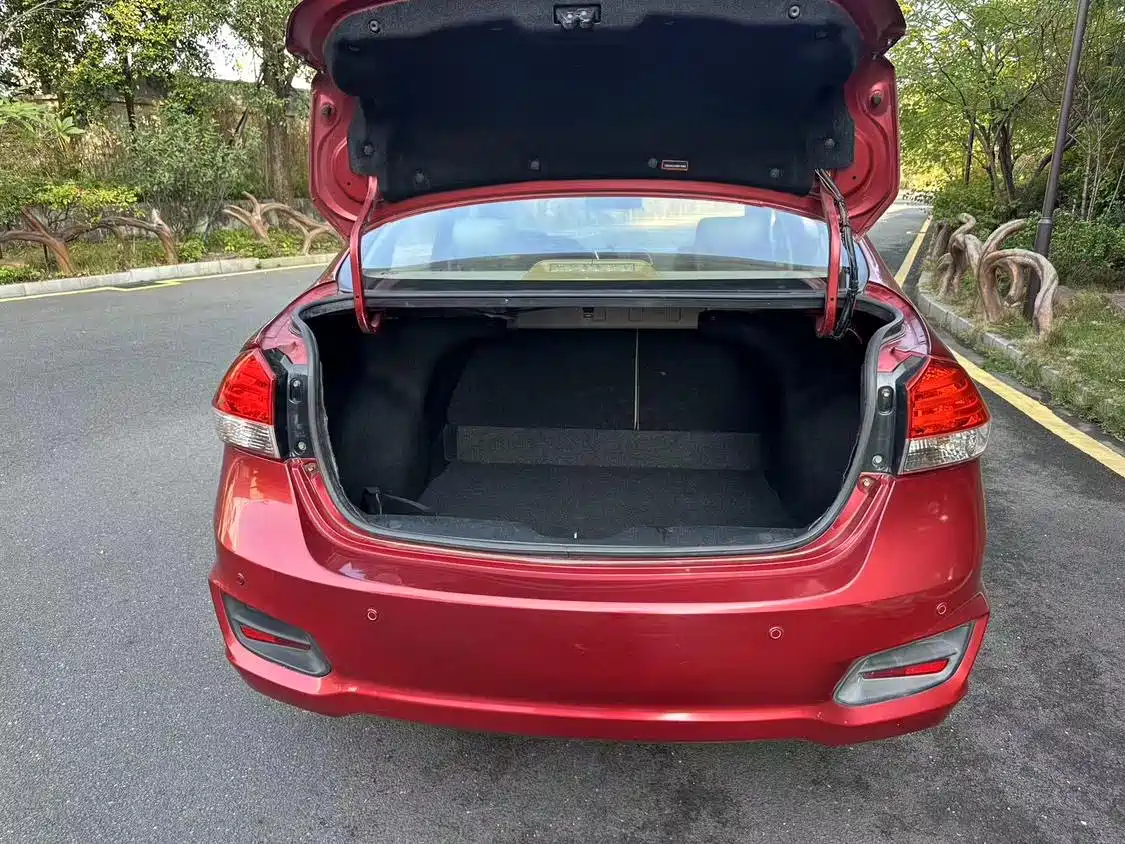 Suzuki Alivio 2016 2015 1.6L Automatic Comfort