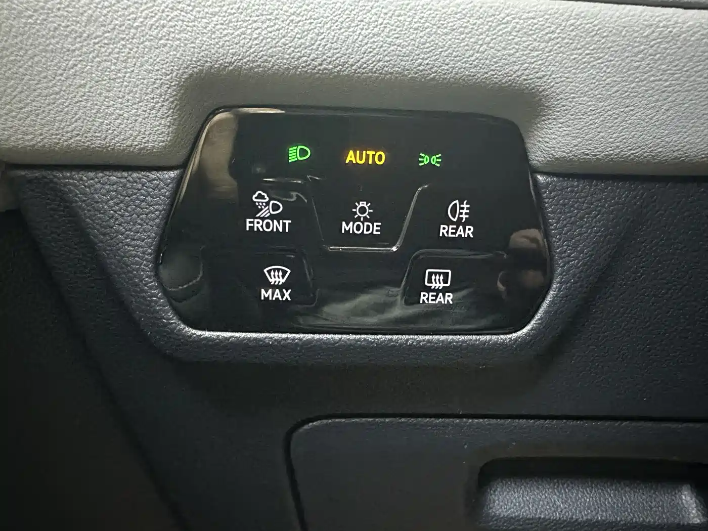 Volkswagen Teramont 2023 380TSI AWD Exclusive Luxury Edition фото 23