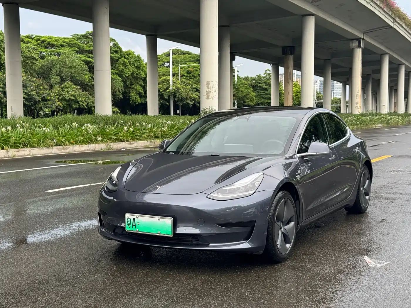 Tesla Model 3 2020 Standard Range Rear-Wheel Drive Upgrade