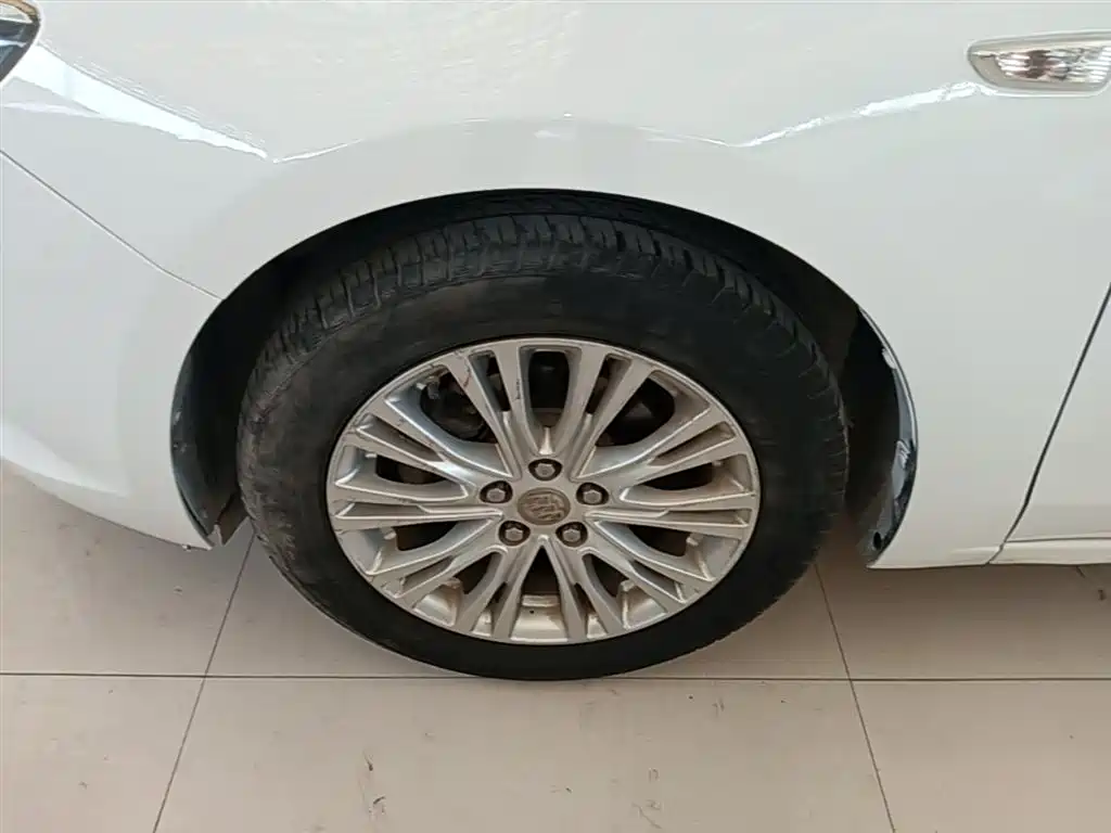 Buick Excelle 2015 15N Automatic Elite фото 23