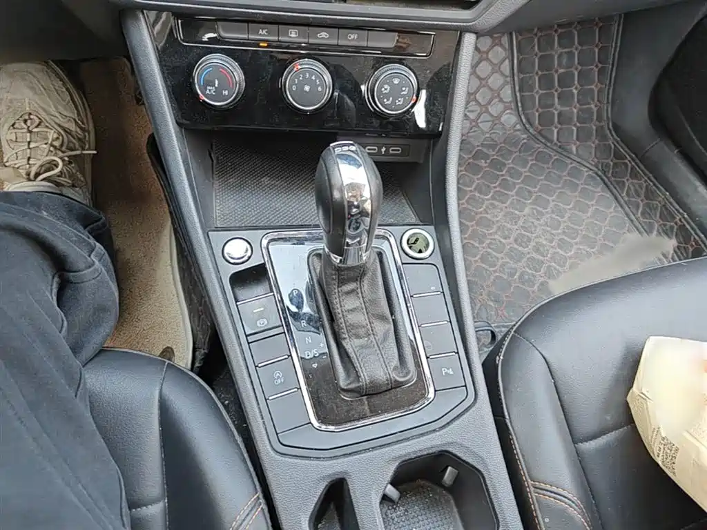 Volkswagen Bora 2023 200TSI DSG Yuexing PRO Edition фото 7