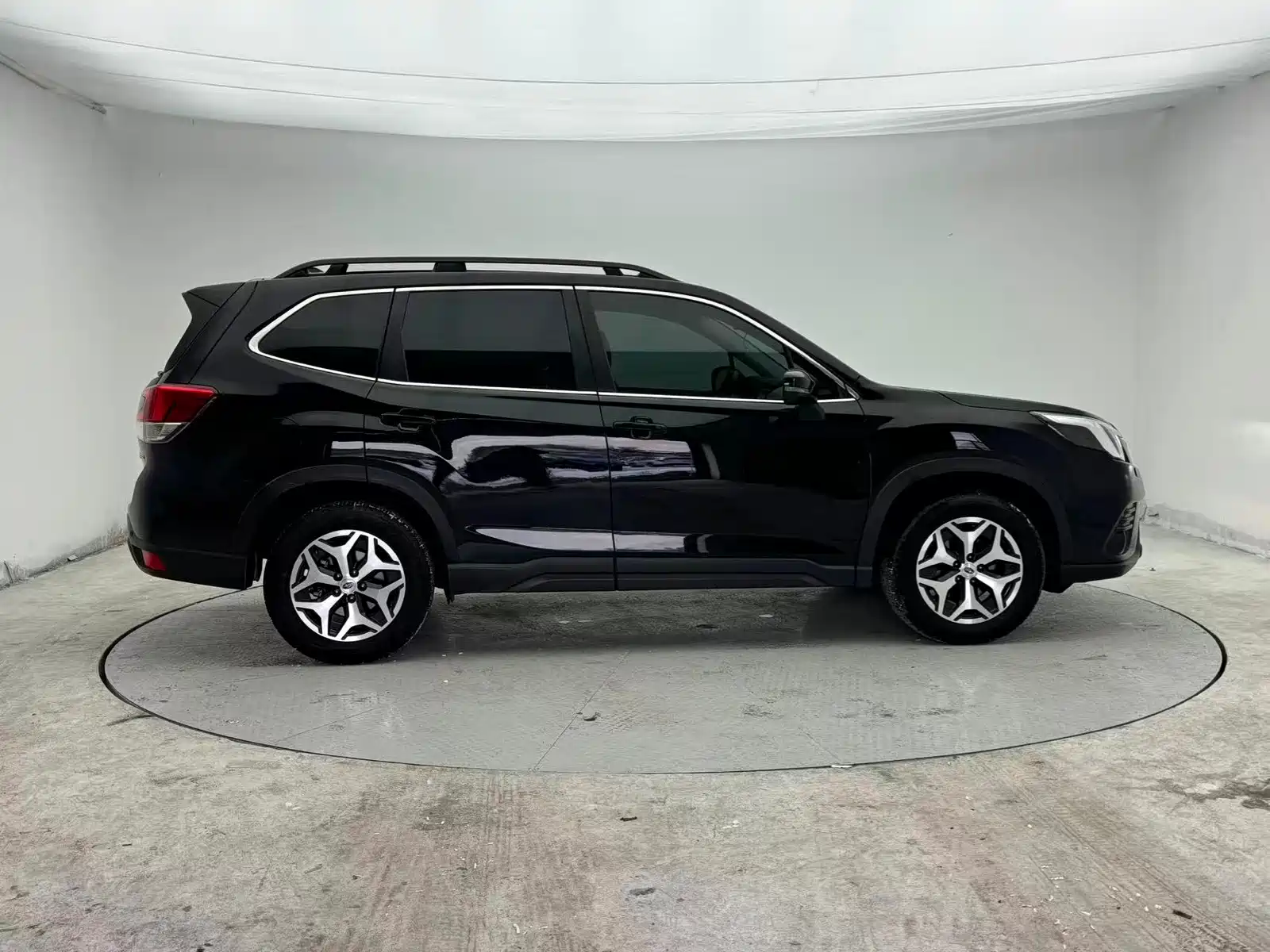 Photo 3 - Subaru Forester