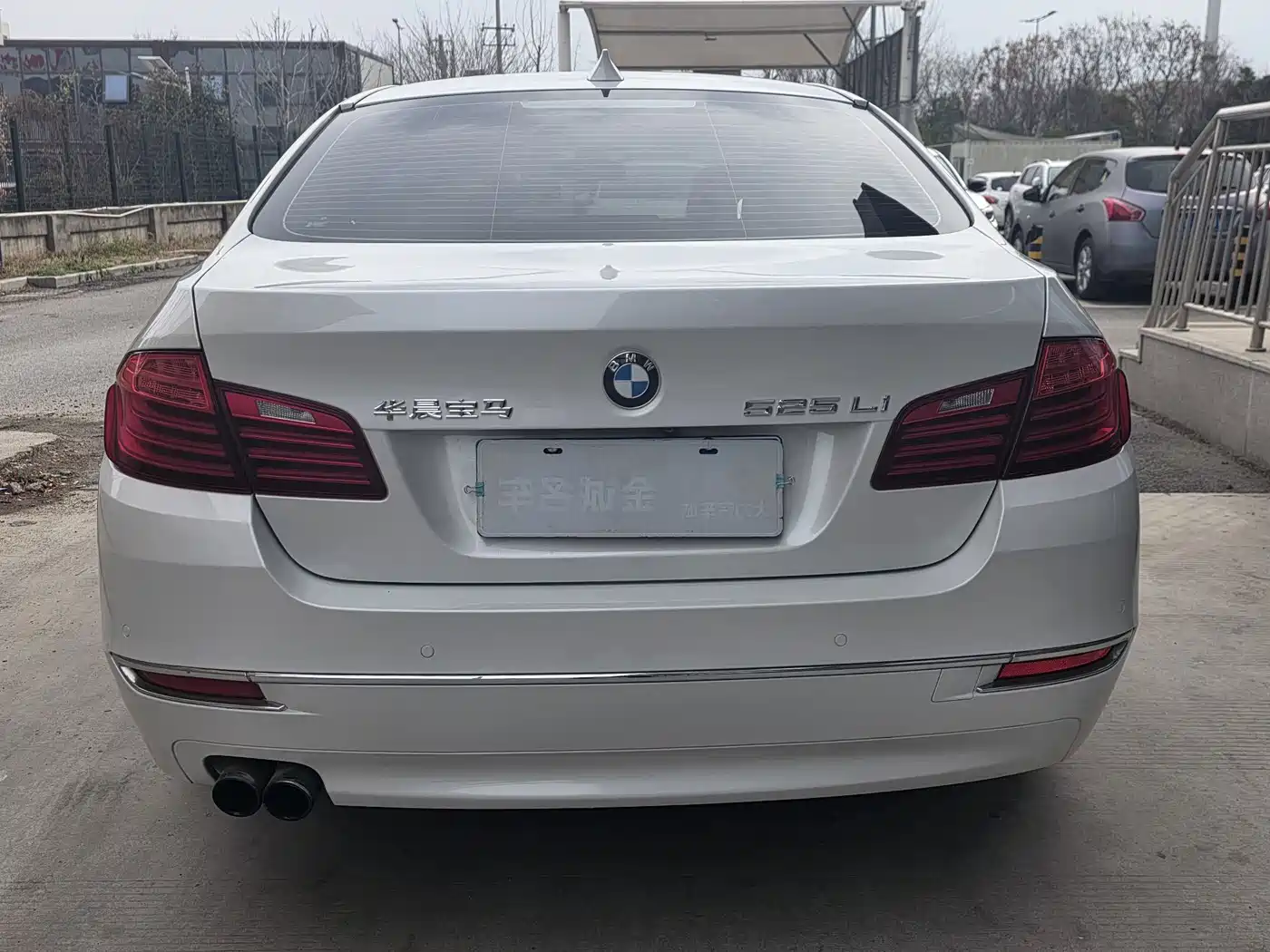 BMW 5 Series 2014 525Li Luxury Design Package фото 12