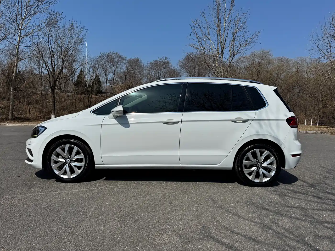 Volkswagen Golf Sportsvan 2019 280TSI Automatic Voyager China V фото 4