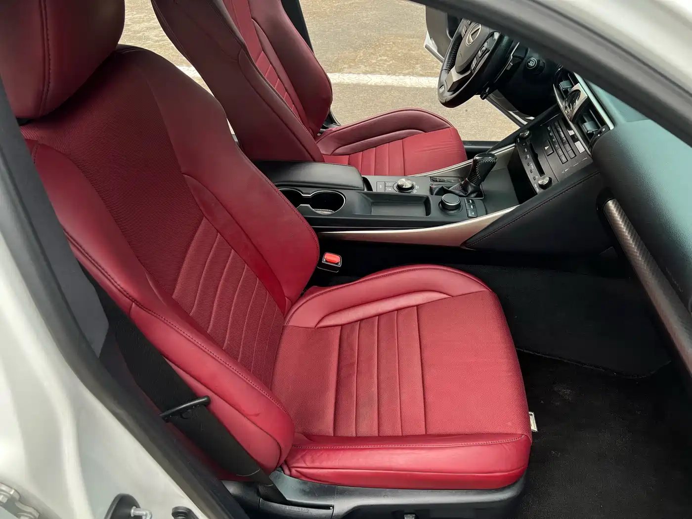 Lexus IS 2017 300 F SPORT фото 8