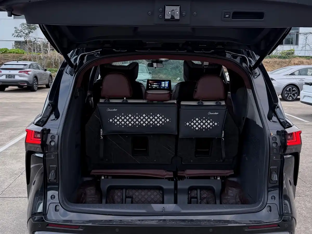Toyota Sienna 2021 2.5L Hybrid Comfort Edition фото 13