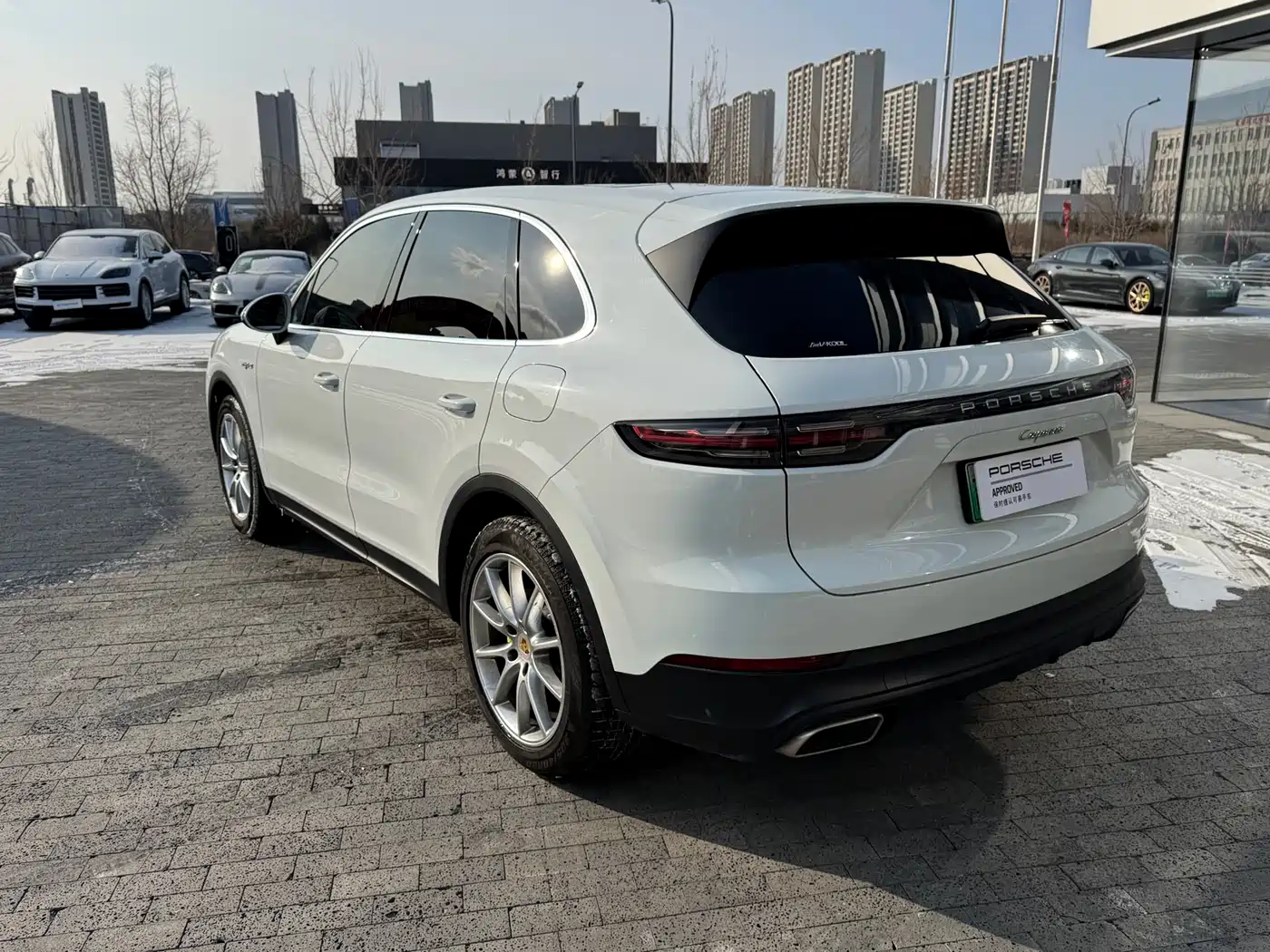 Porsche Cayenne New Energy 2021 Cayenne E-Hybrid 2.0T фото 12
