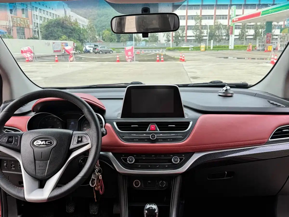 Фото 8 - JAC Motors Refine S3