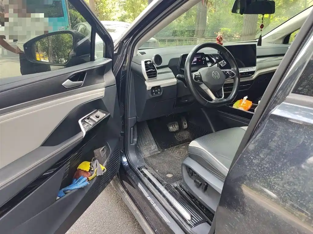Volkswagen ID.6 CROZZ 2022 Long Range PURE+ Edition фото 14