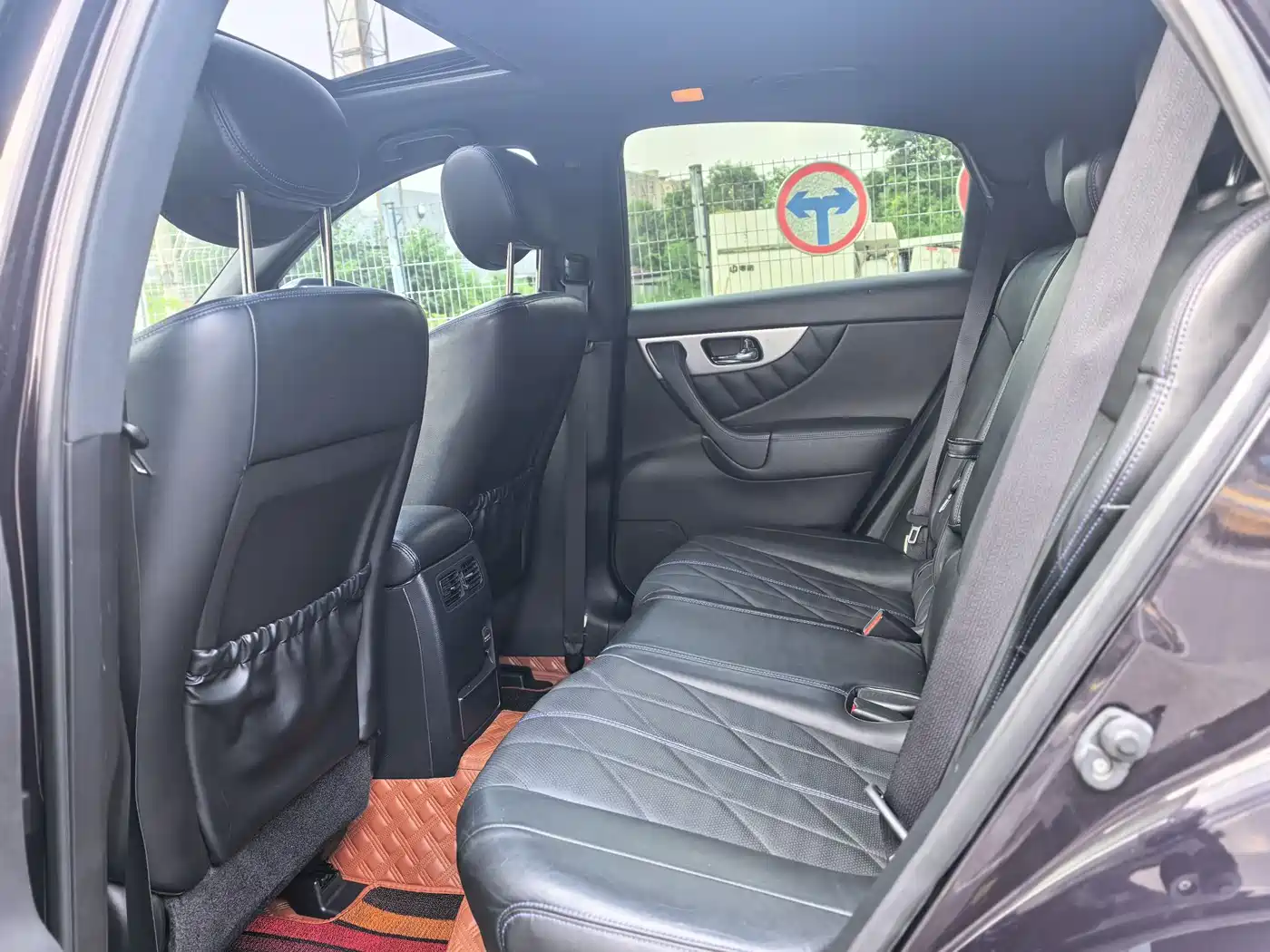 Infiniti QX70 2016 2015 Model 3.7L Shadow Edition
