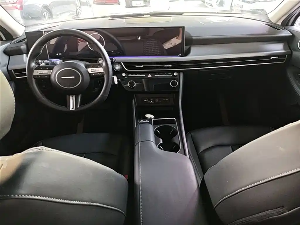 Hyundai Sonata 2024 1.5T Pro фото 10