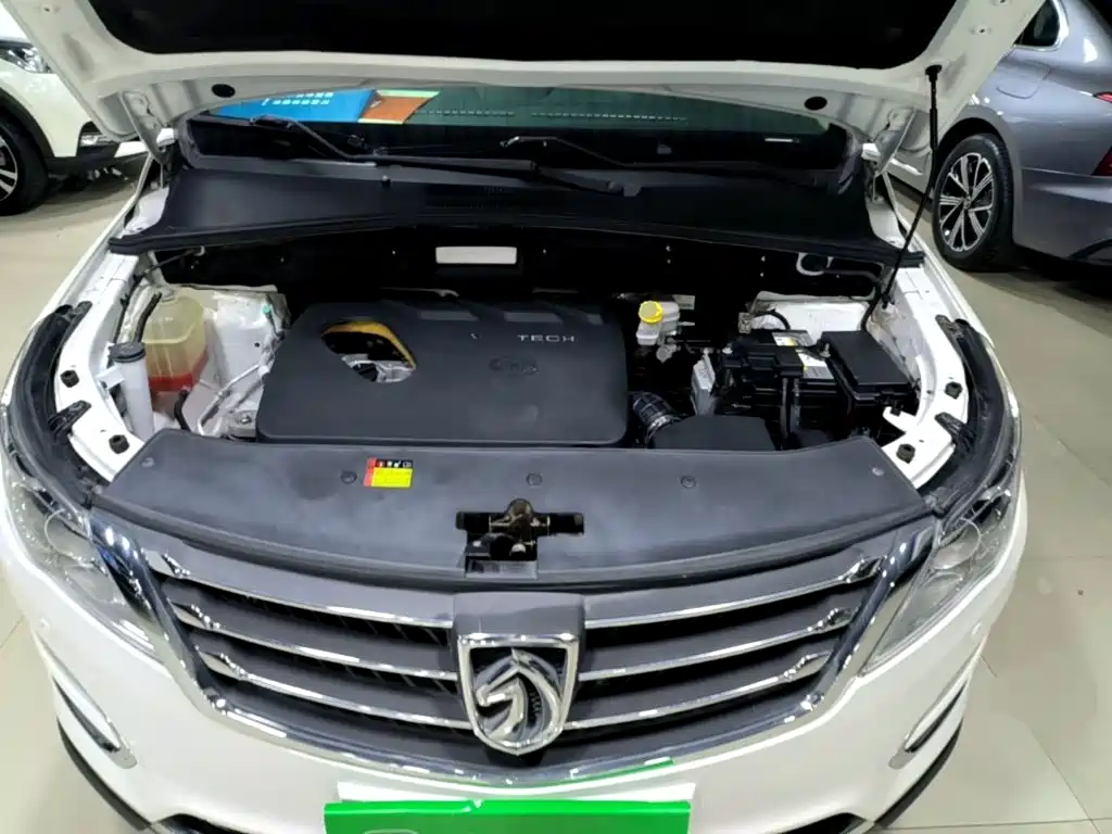 Baojun 560 2017 2016 1.8L iAMT Luxury