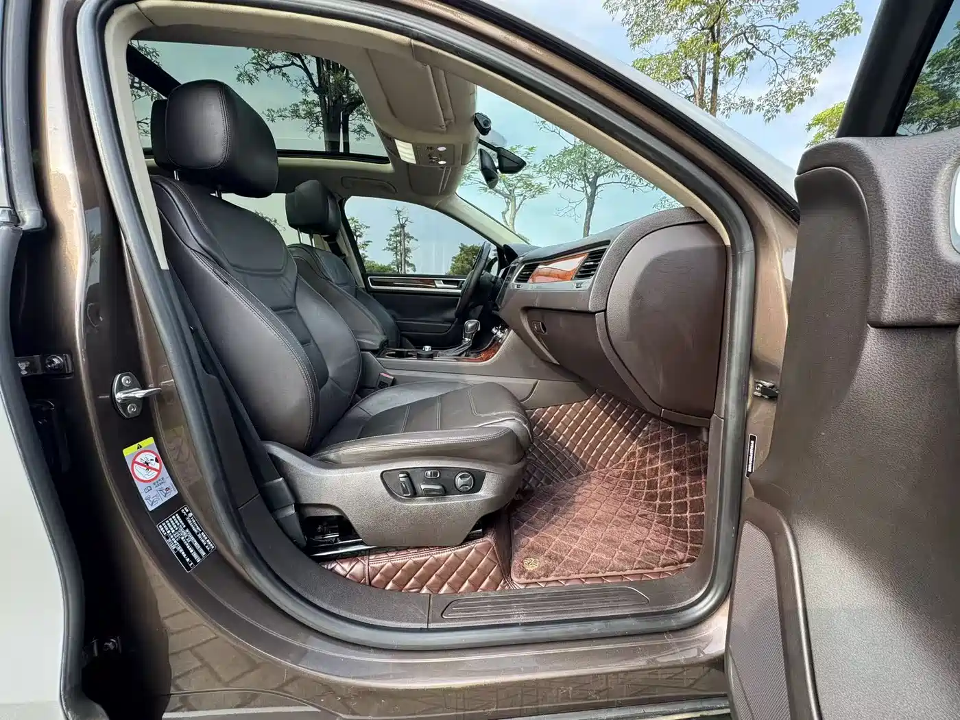 Volkswagen Touareg 2014 3.0TSI New Edge Edition фото 10