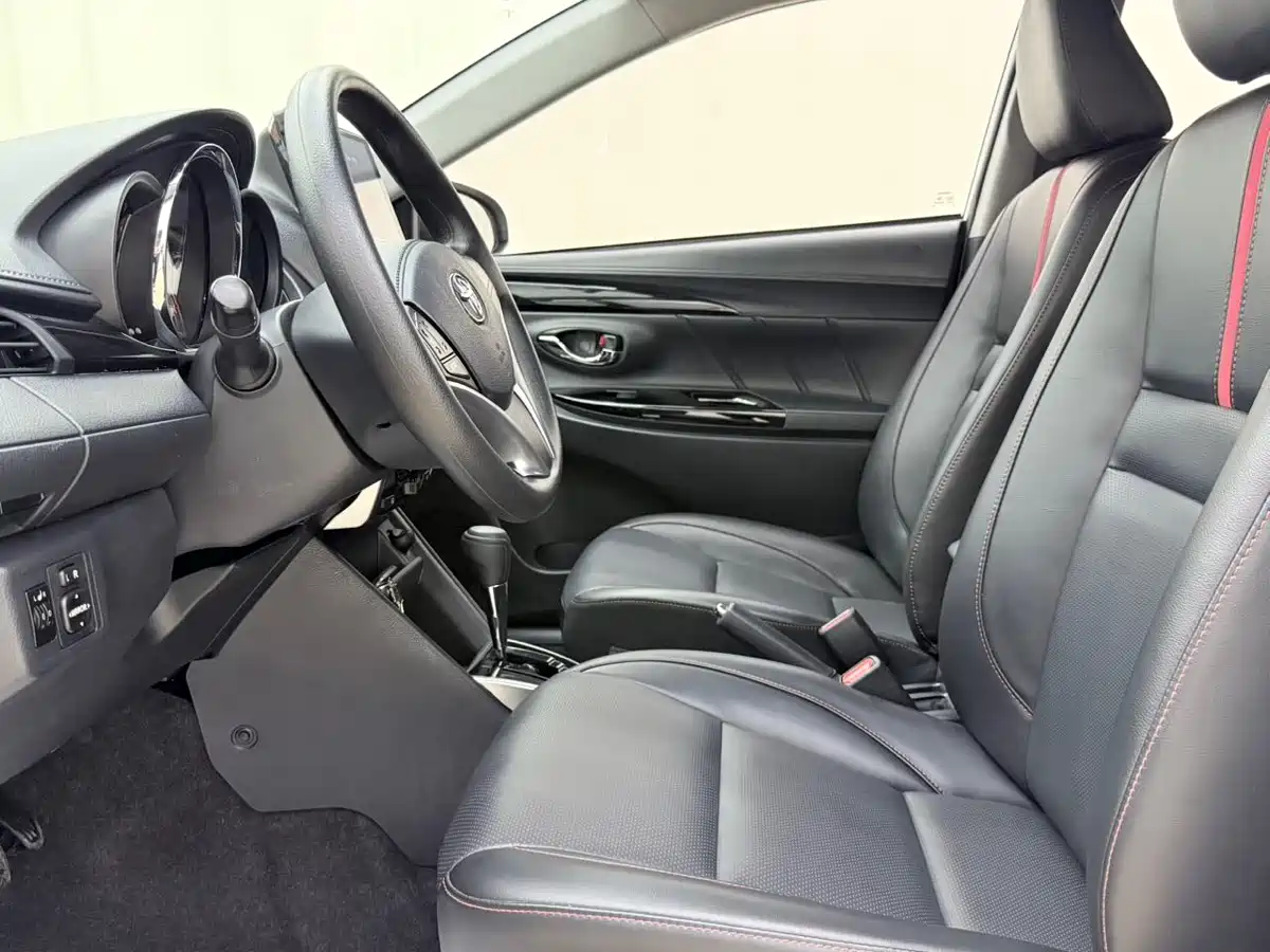 Toyota YARiS L Zhi Xuan 2022 Zhi Xuan X 1.5L CVT Luxury PLUS Edition фото 12