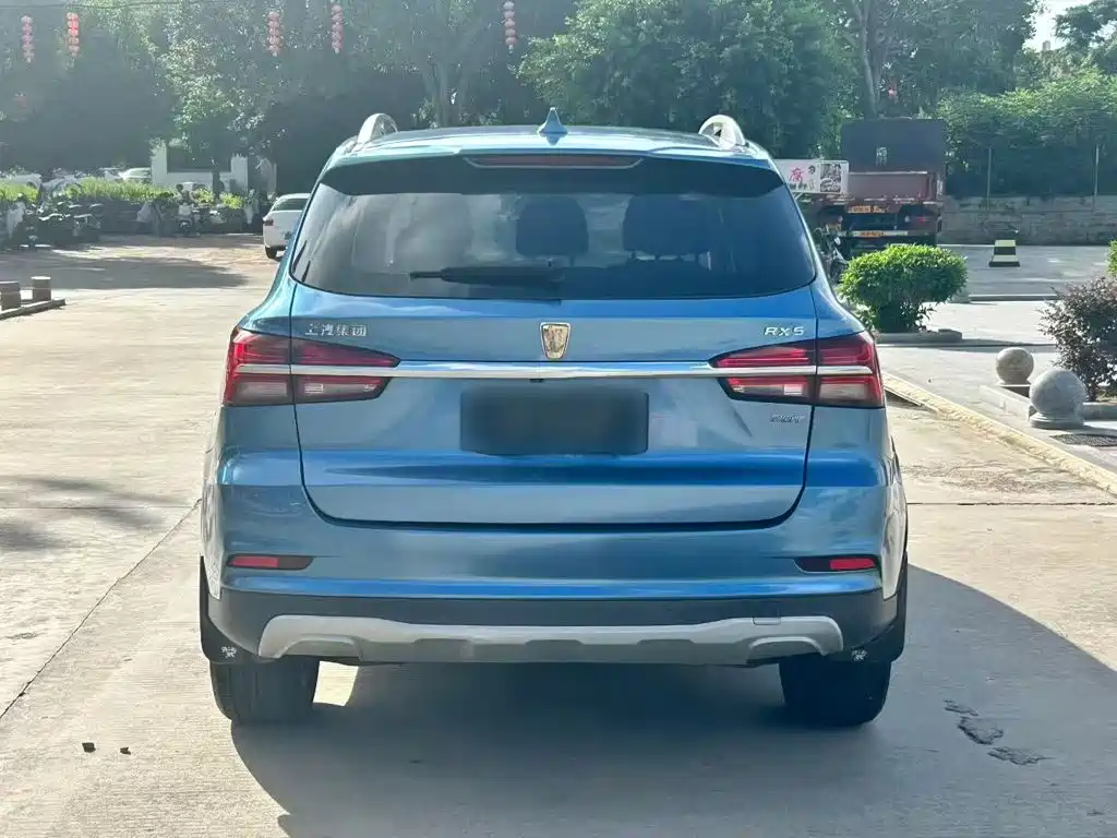 Фото 6 - Roewe RX5