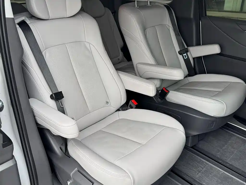 Buick GL8 2025 Model Landglory Smart Edition фото 10