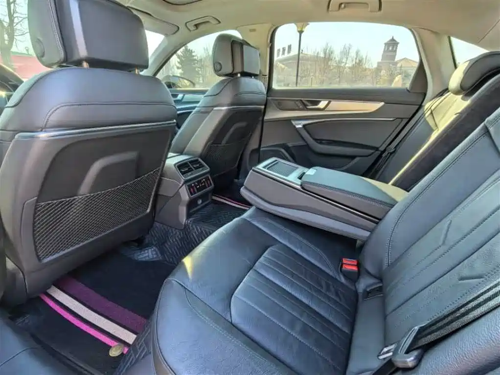 Audi A6L 2020 45 TFSI Premium Elegance фото 6
