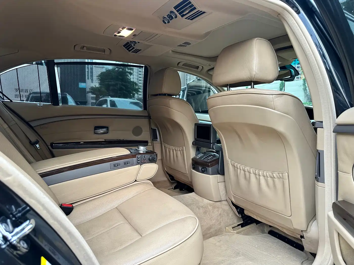BMW 7 Series 2008 Model 730Li Classic Edition фото 8