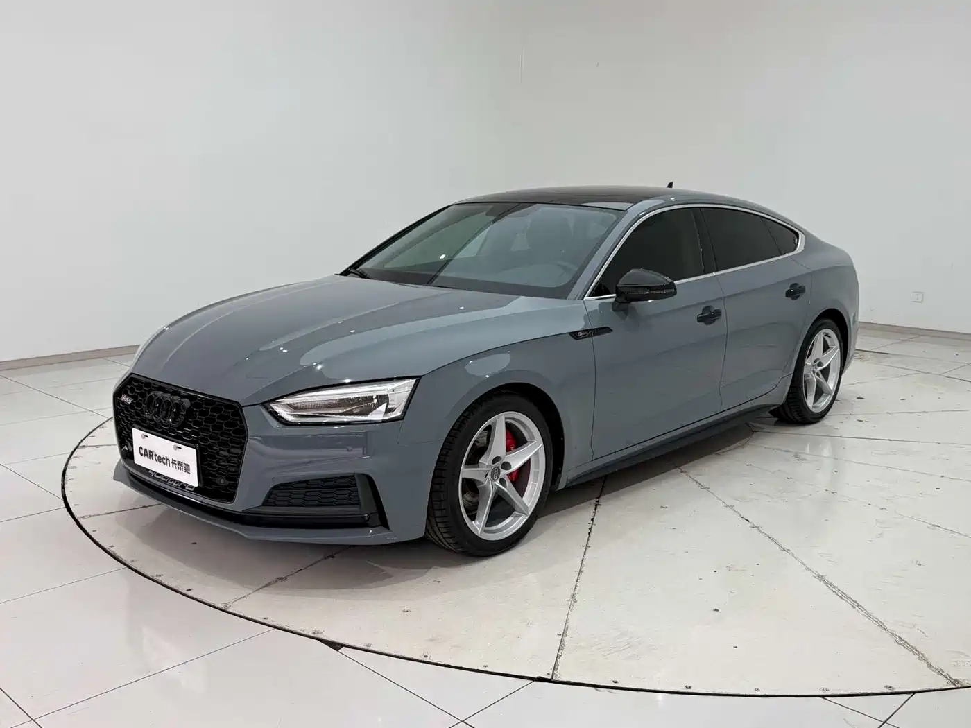 Audi A5 (Import) 2019 Sportback 40 TFSI Fashion фото 5