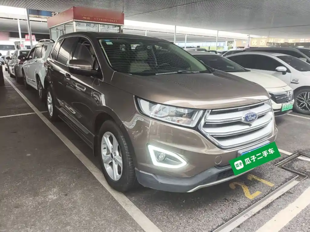 Фото 4 - Ford Edge