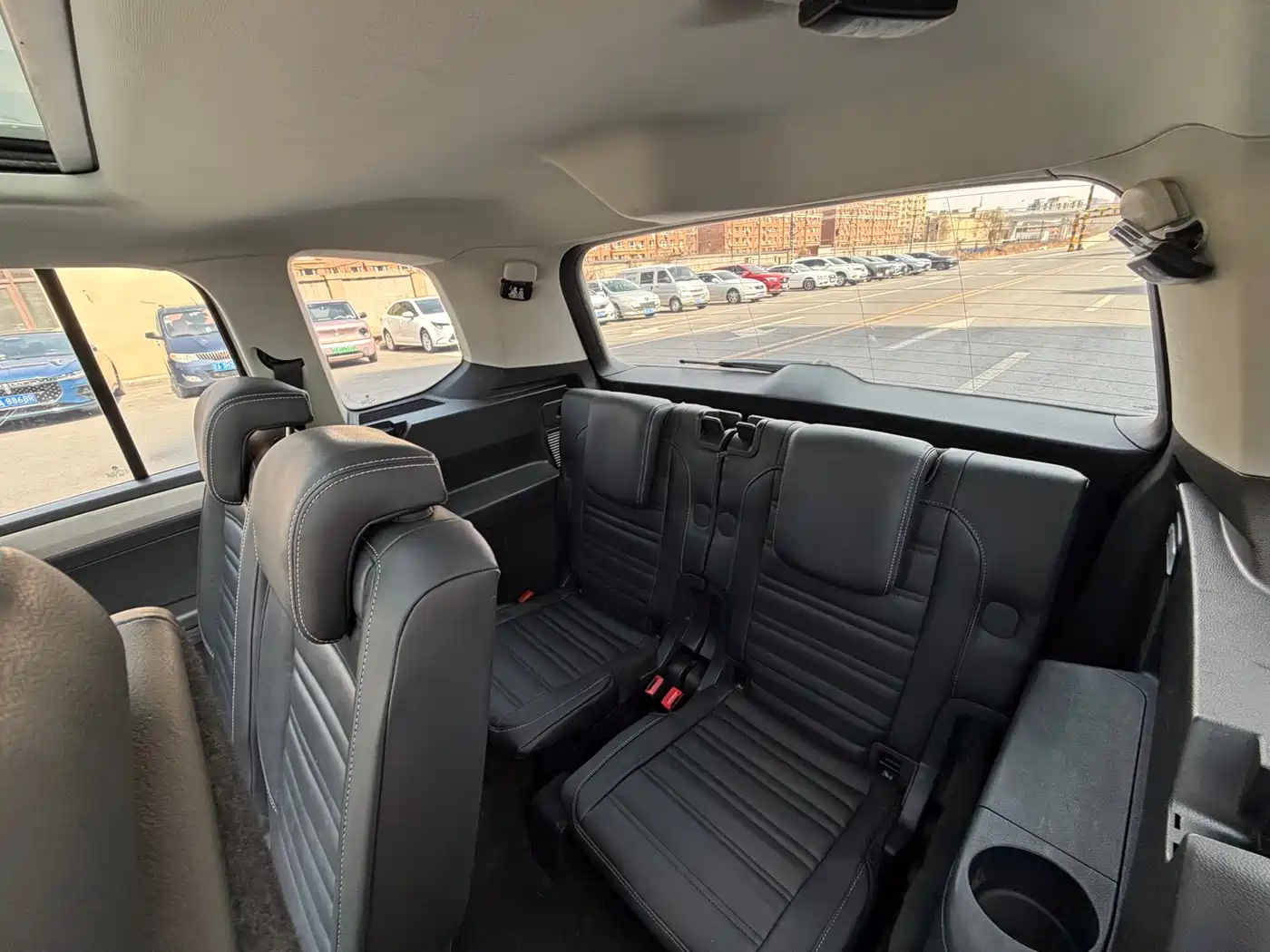 Volkswagen Touran 2018 Touran L 280TSI DSG Frontier Edition 7-Seater China V фото 12