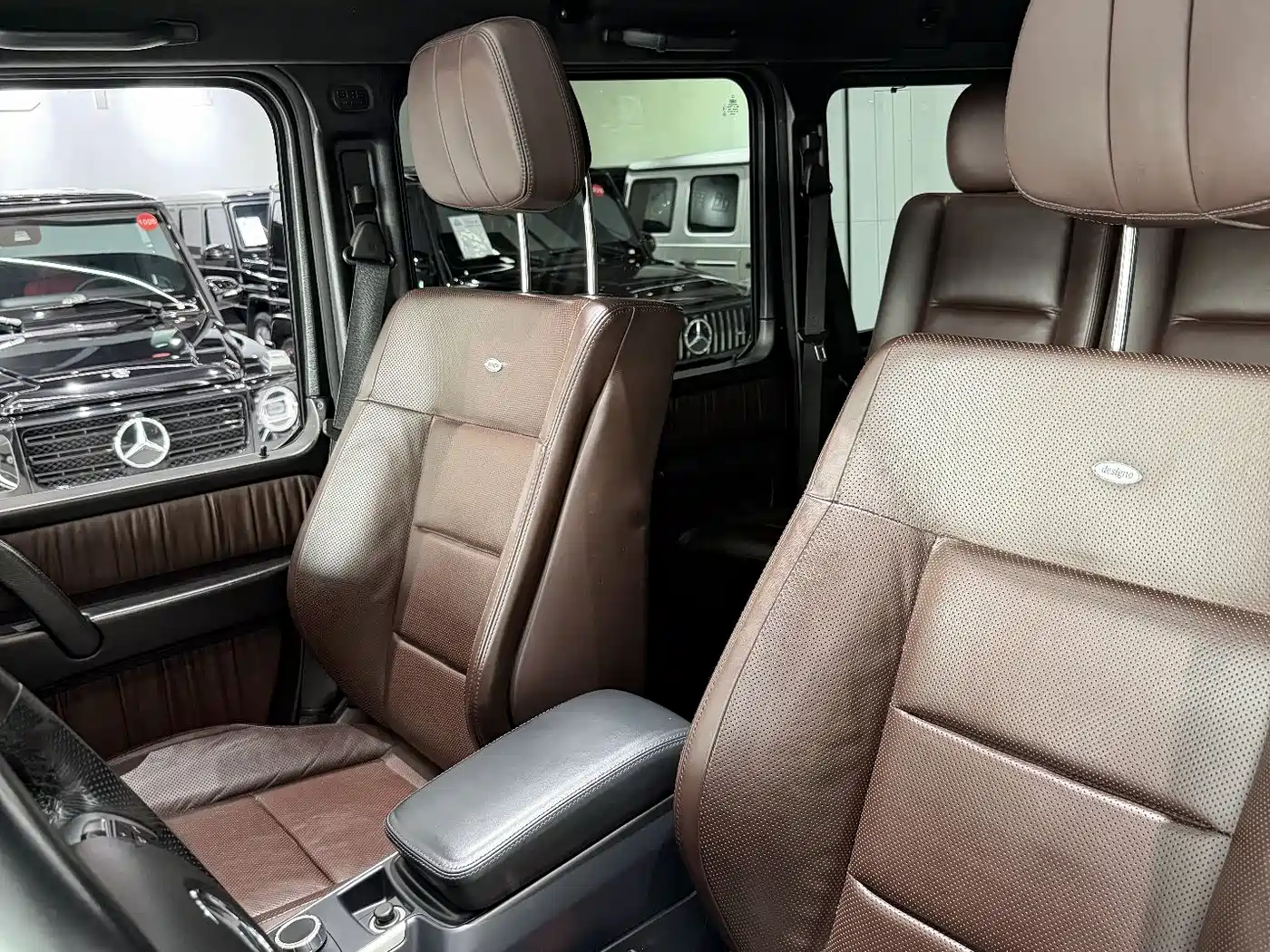 Mercedes-Benz G-Class AMG 2016 AMG G 63 фото 14