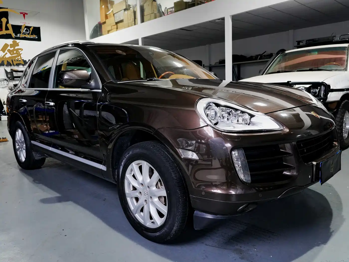 Porsche Cayenne 2009 Model Cayenne S Transsyberia 4.8L фото 2