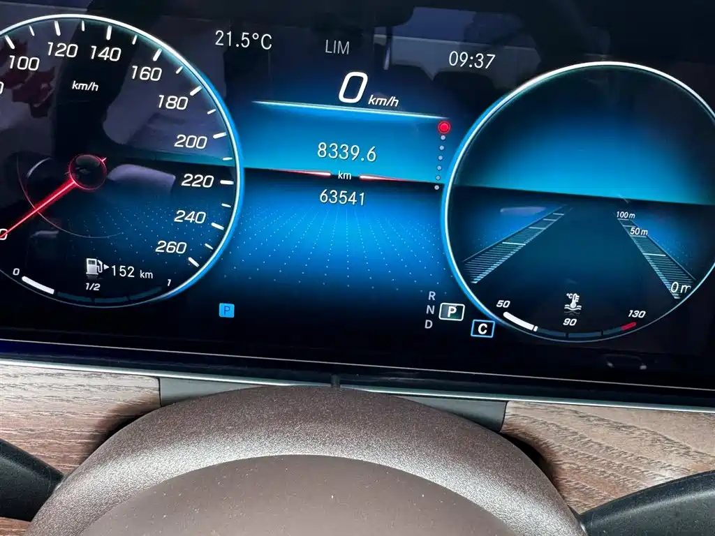 Mercedes-Benz E-Class 2023 E 300 L Fashion фото 16