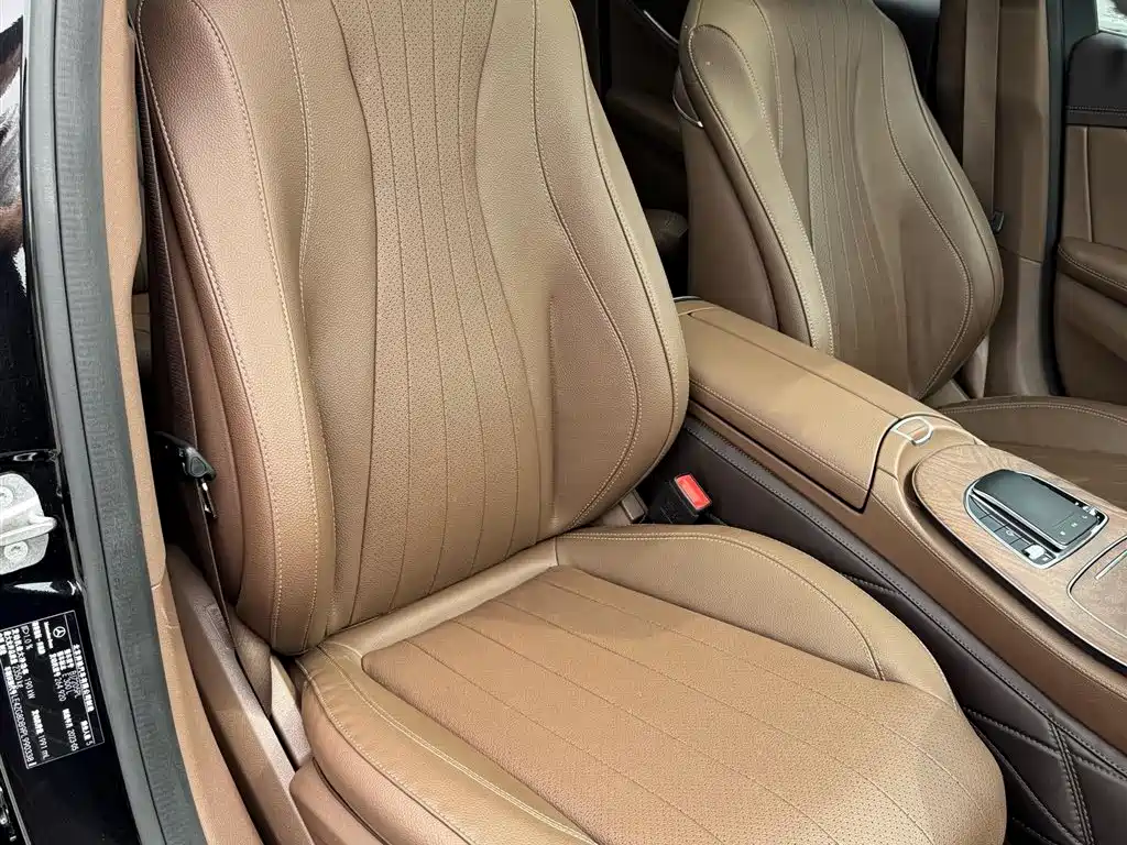 Mercedes-Benz E-Class 2023 E 300 L Fashion фото 12
