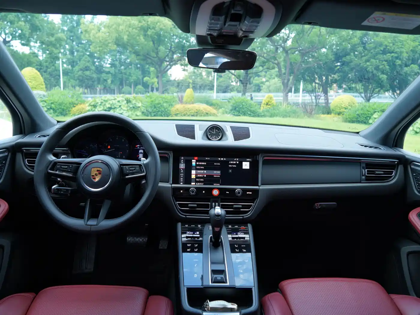 Porsche Macan 2023 Macan 2.0T фото 13