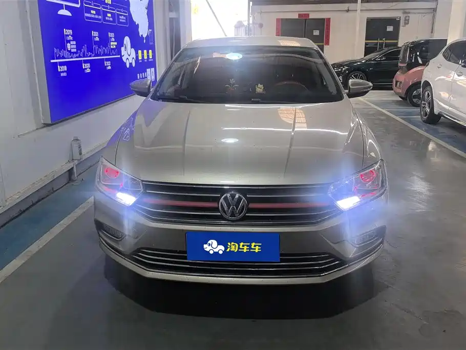 Volkswagen Bora 2019 Bora Legend 1.5L Automatic Fashion China VI фото 2