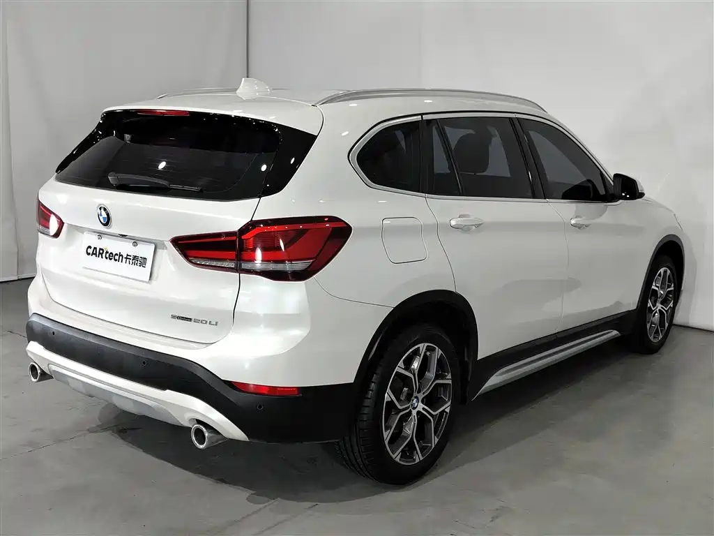 BMW X1 2020 sDrive20Li Premium Edition фото 18