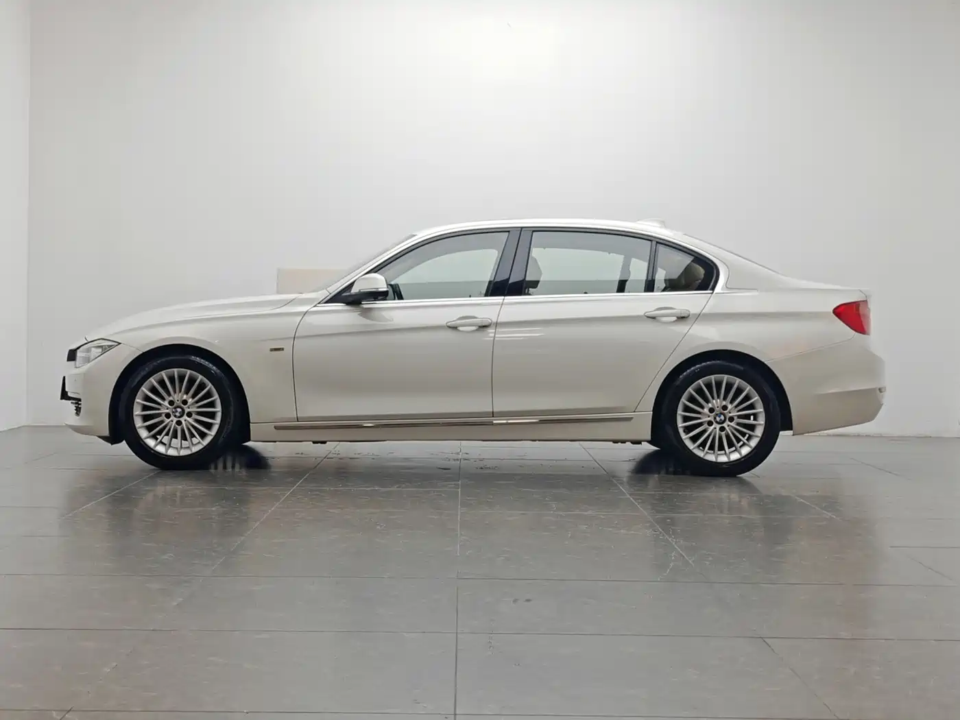 BMW 3 Series 2013 Facelift 320Li Luxury Design Package фото 10