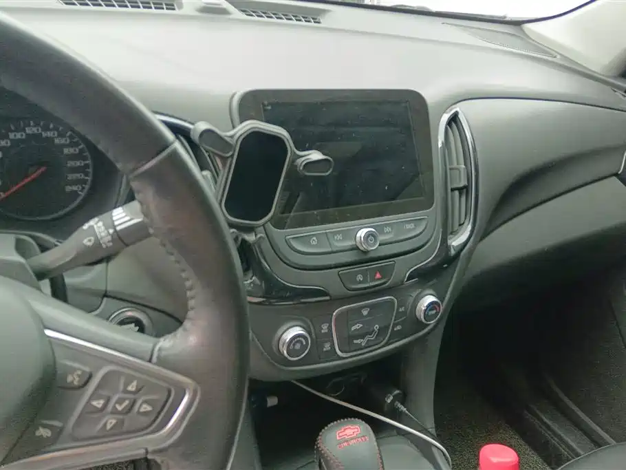Chevrolet Equinox 2022 535T Galloping Edition фото 13