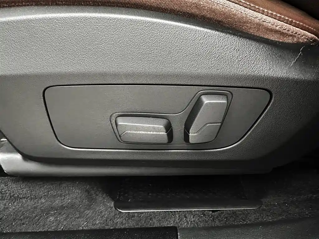 BMW X1 2023 sDrive20Li X Design Package фото 18