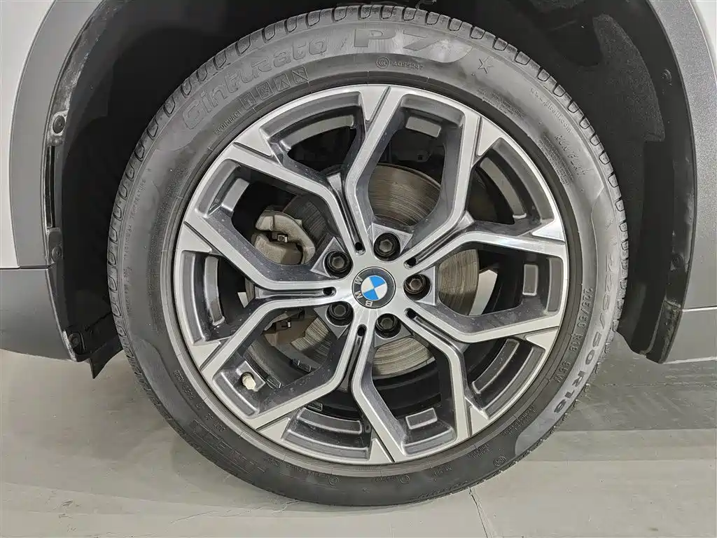 BMW X1 2020 sDrive20Li Premium Edition фото 15