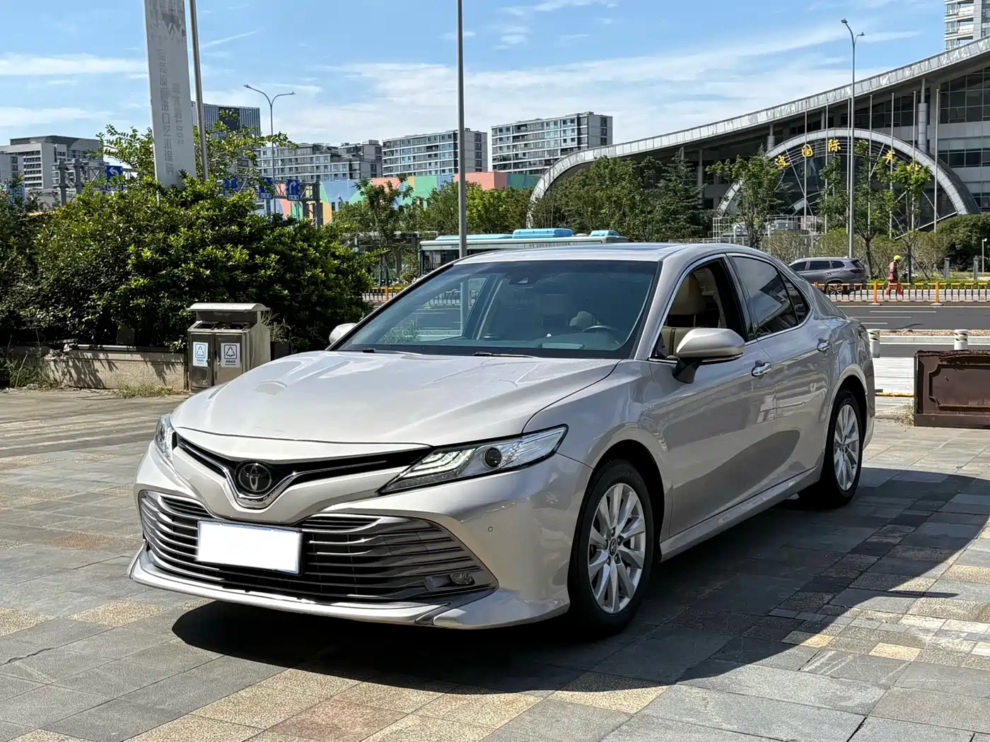 Фото 1 - Toyota Camry