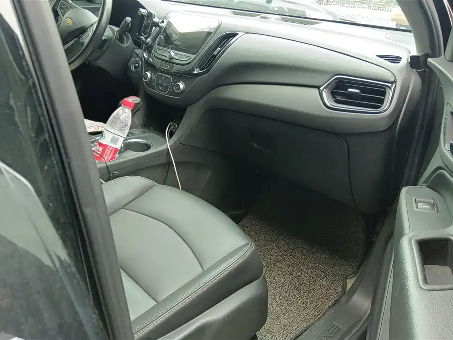 Chevrolet Equinox 2022 535T Galloping Edition фото 8