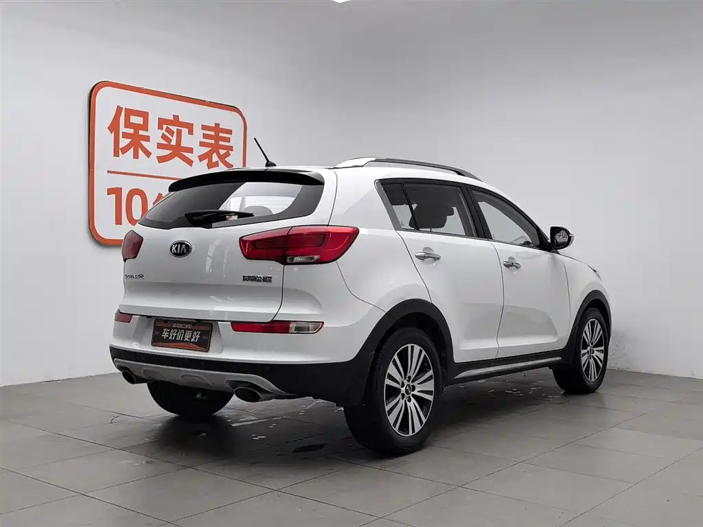 Kia Sportage 2016 2.0L Automatic 2WD DLX фото 2