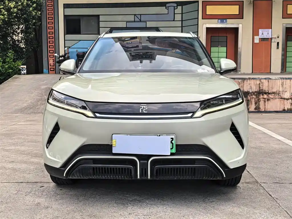 BYD Yuan UP 2024 401KM Surpass Edition фото 2