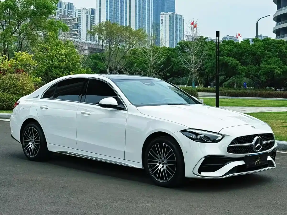 Mercedes-Benz C-Class 2024 Facelift III C 260 L Sport фото 3