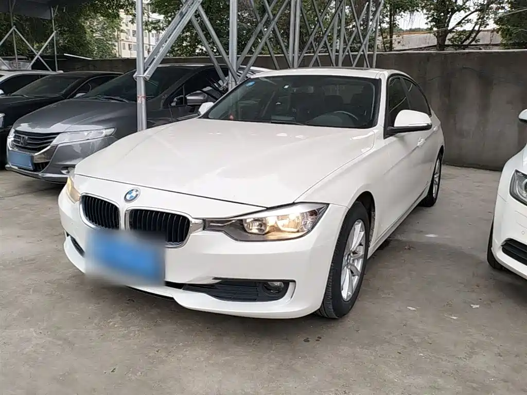 BMW 3 Series 2015 316i Progressive