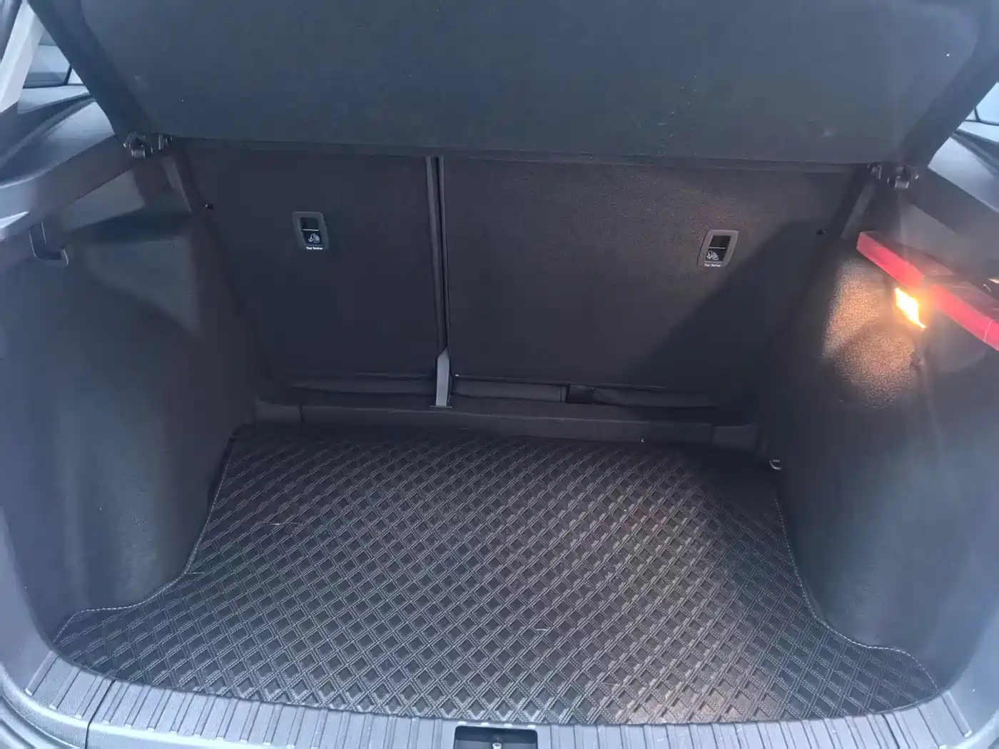 Škoda Karoq 2020 TSI280 Smart Luxury Edition China VI фото 19