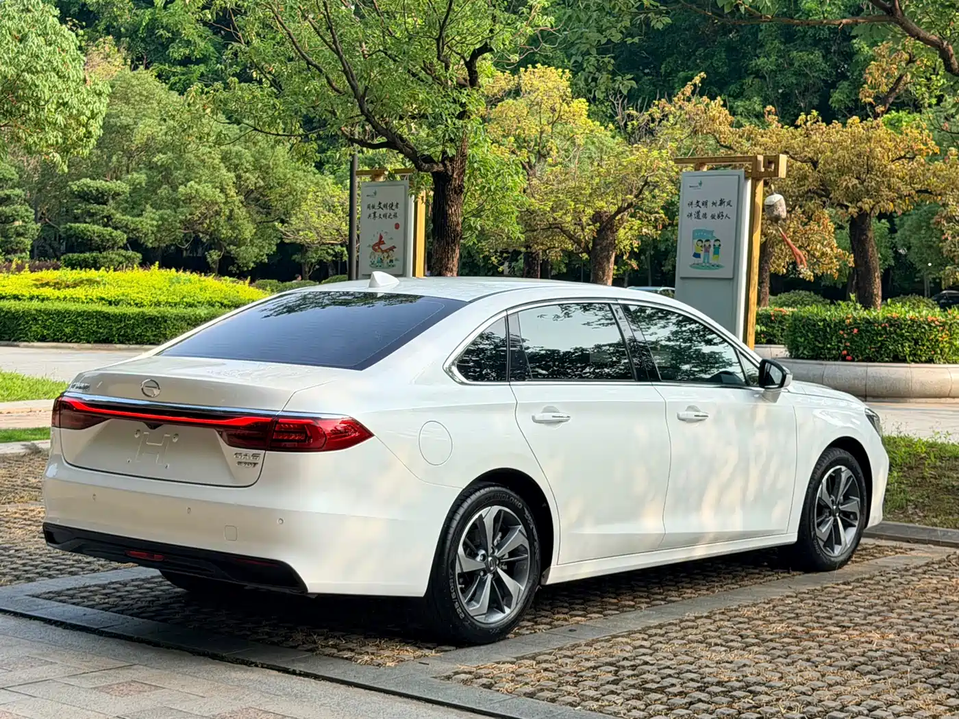GAC Trumpchi Trumpchi GA6 2022 270T Automatic Luxury Edition фото 11