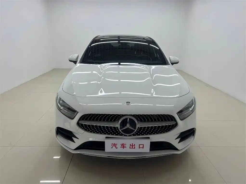 Mercedes-Benz A-Class 2022 A 180 L Sport Sedan фото 2
