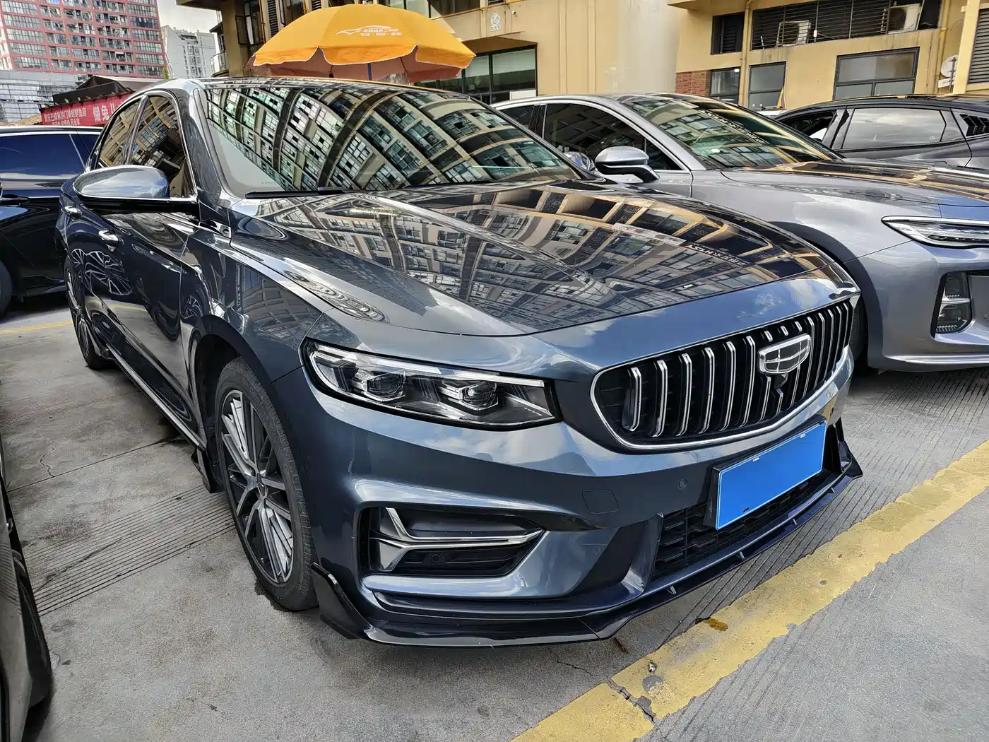 Фото 3 - Geely Preface
