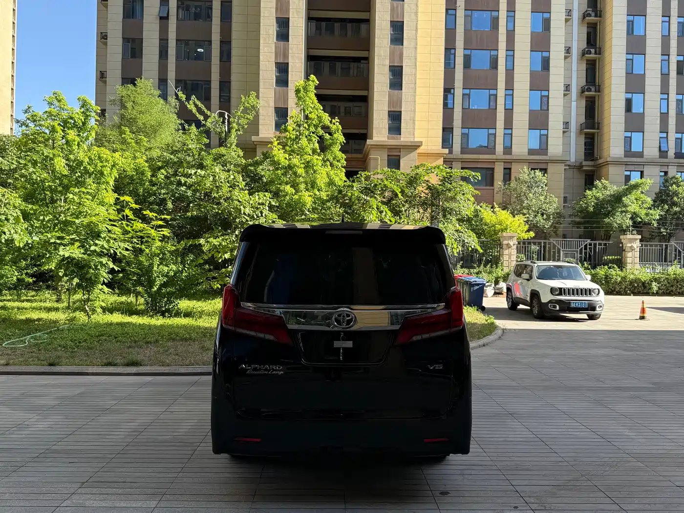 Toyota Alphard 2018 Facelift 3.5L Premium Edition фото 6
