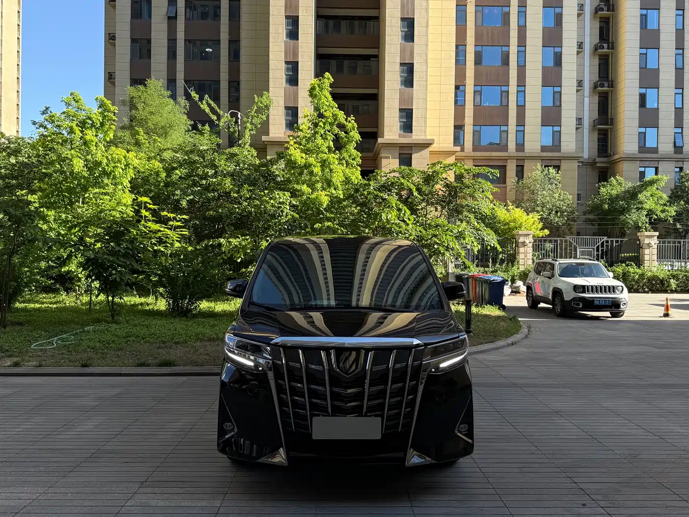 Toyota Alphard 2018 Facelift 3.5L Premium Edition фото 3