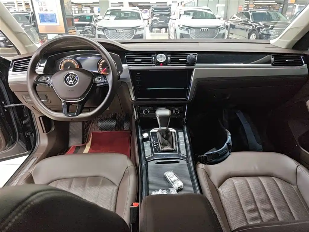VOLKSWAGEN HUIANG