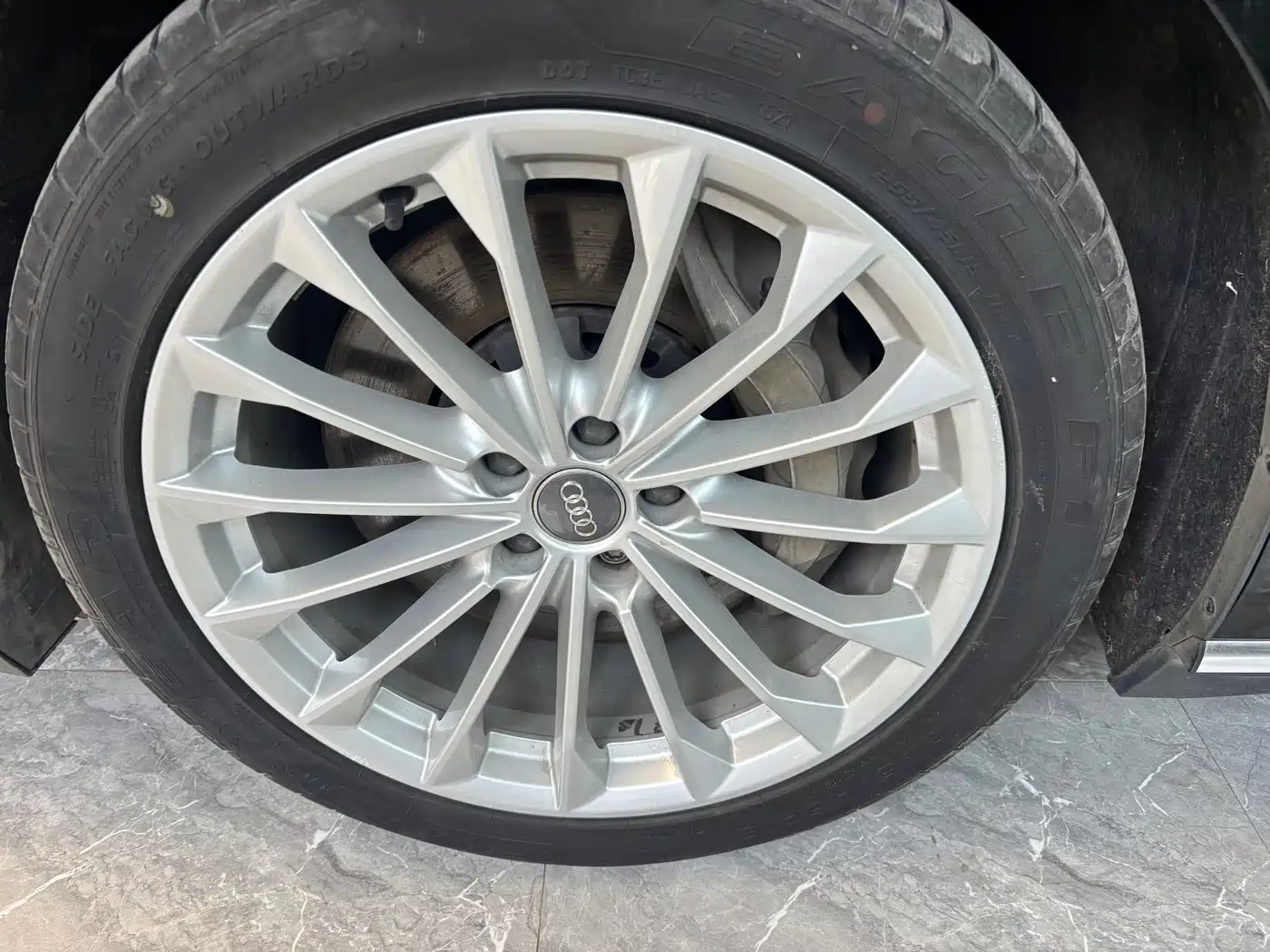 Audi A8 2018 A8L 55 TFSI quattro Launch Elite фото 3